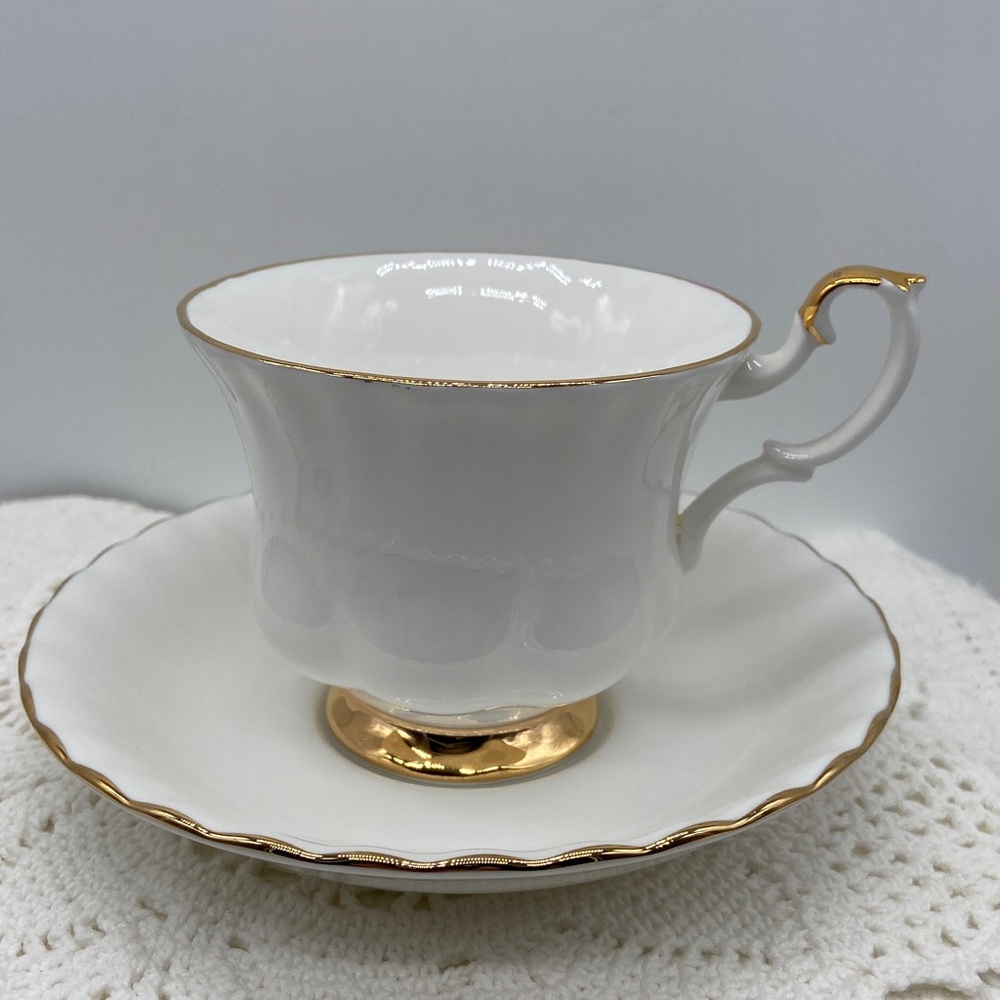 Royal Albert Val D’Or English Bone China Cup & Saucer